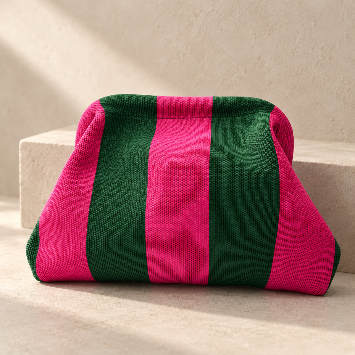 Kosmetiktasche aus Strick – Pink und Grün gestreift